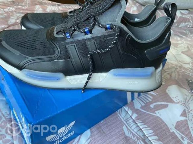 Zapatillas Adidas NMD_V3 talla 11 us
