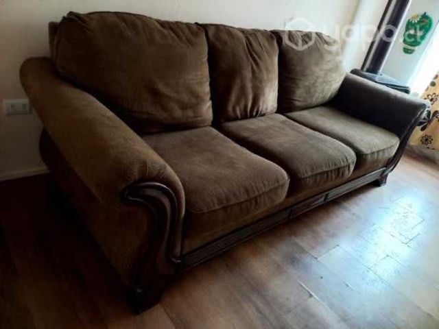 Sofá de 3 cuerpos marca ashley