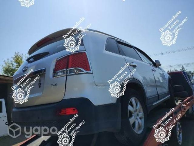 Foco trasero Kia Sorento 2011