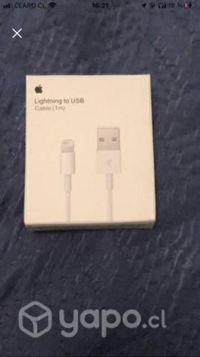 IPHONE 8 con su funda y cargador