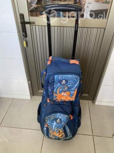 Set Mochila escolar con ruedas