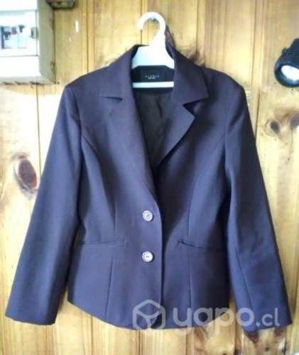 Traje dos piezas dama color café. chaqueta pantaló