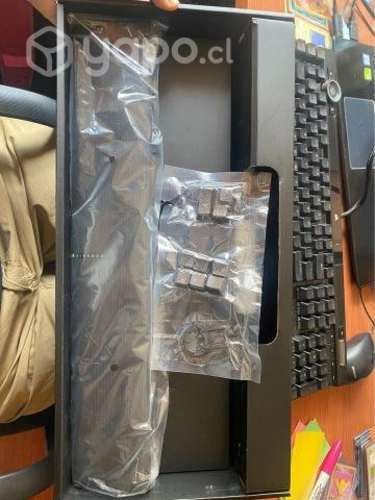 Teclado corsair k100 RGB cherry mx