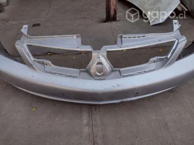 Parachoque del Mitsubishi Lancer 08-12