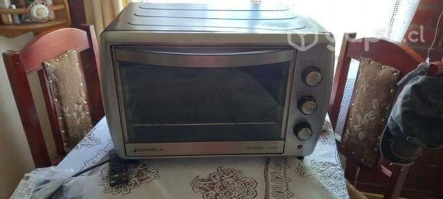 Horno EN BUEN ESTADO es de 36 lt es masca madensa