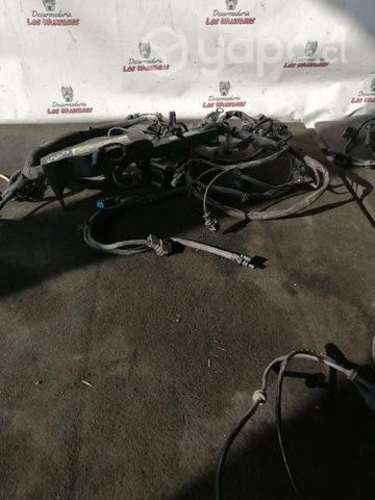 Ramal de motor Mercedes benz a200 2014