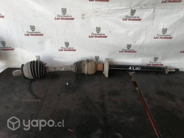 Eje Palier caja mecánica Mercedes benz a200 2014