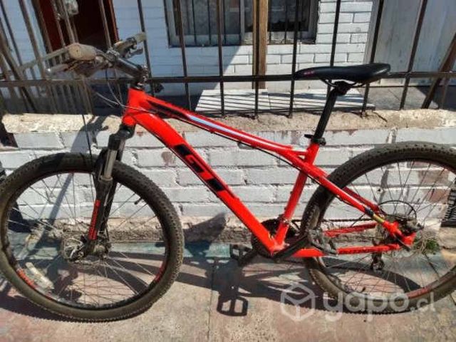 Bicicleta mtb GT