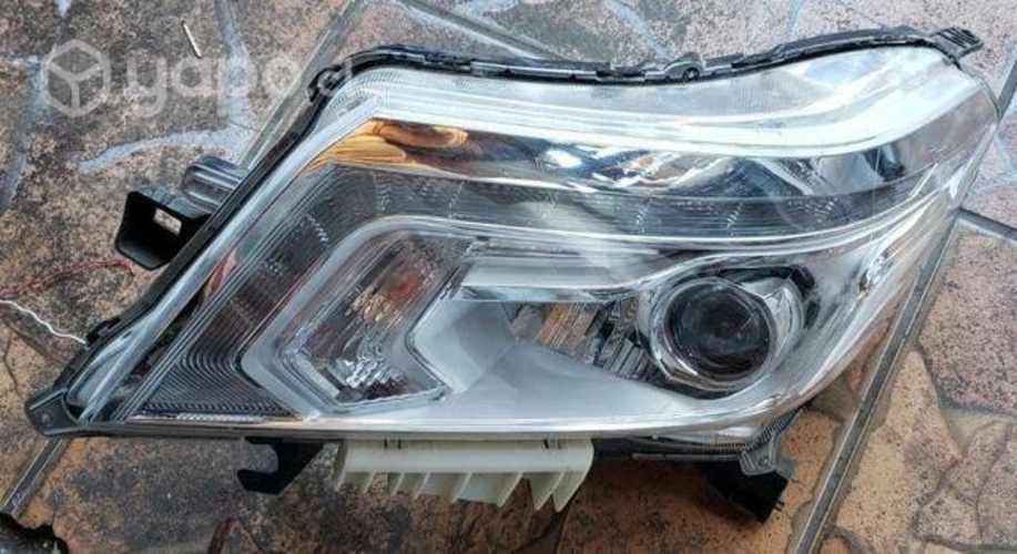 Optico izquierdo led xenon NP detalle