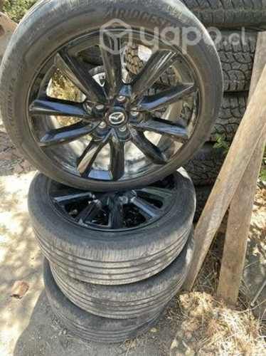 Llantas mazda 3 2022