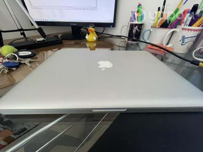 Macbook i7
