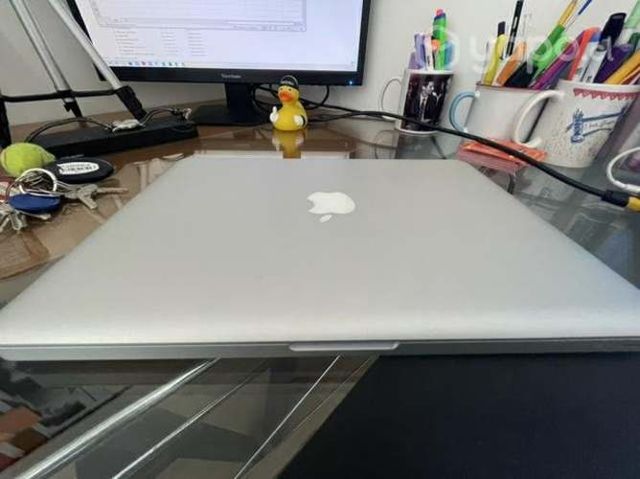 Macbook i7