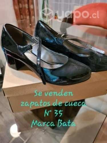 zapatos de cueca niña marca Bata N°35