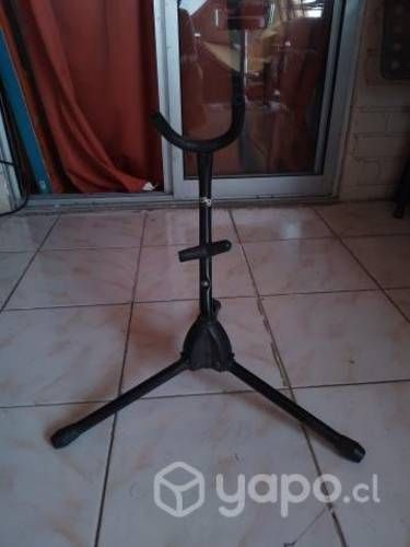Pedestal saxo tenor