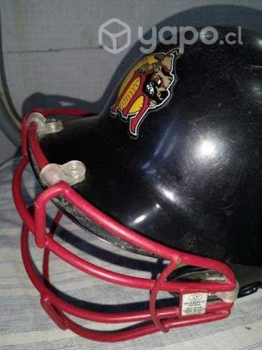 Antiguo casco deportivo de colección vintage retro