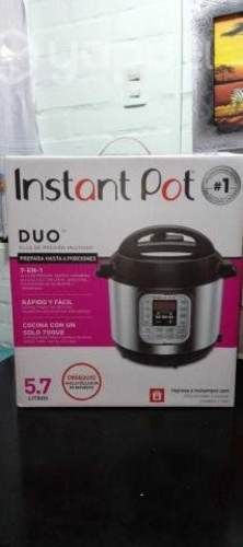 Olla Multifuncional y a Presión Eléctrica DUO 60