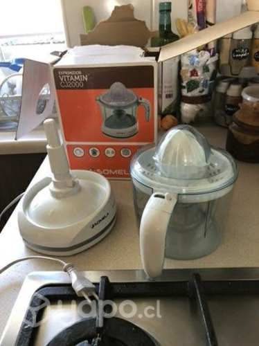 Exprimidor eléctrico Somela.