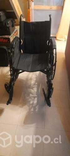 Silla de ruedas en buen estado