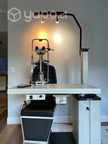 Unidad Oftalmologica, con Biomicroscopio