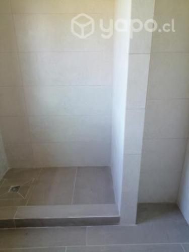 Maestro ceramista y piso flotante