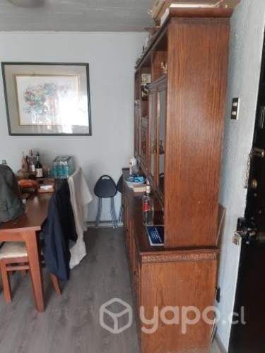 Vitrina dos cuerpos.