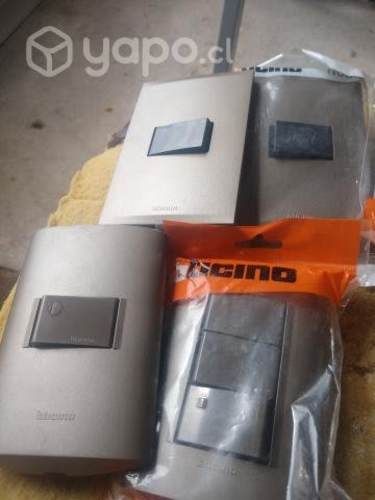 Interruptores y dimmer