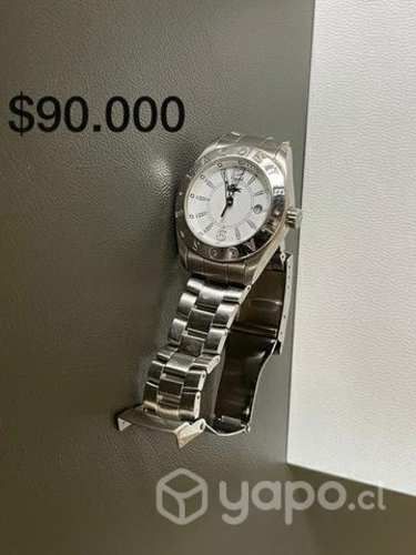 Reloj marca Diésel, Lacoste y hugo boss