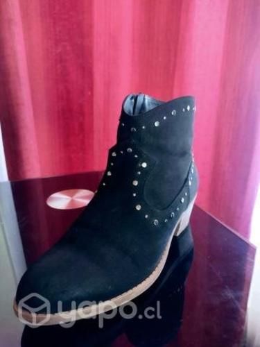 Botines gamuza talla 38 entrego en Molina y Curicó