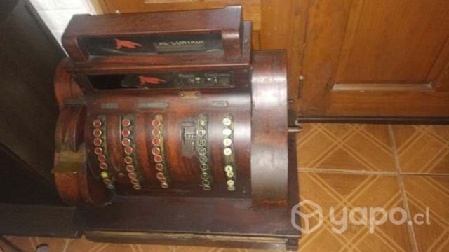 Caja registradora antigua para decoración