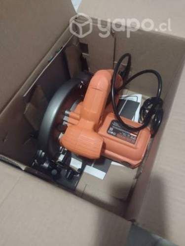 Sierra circular Black+ decker