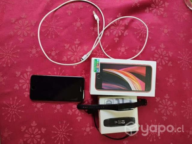 Iphone SE 2020 + reloj samsung galaxy fit
