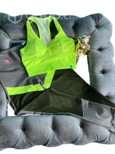 Conjunto deportivo premium