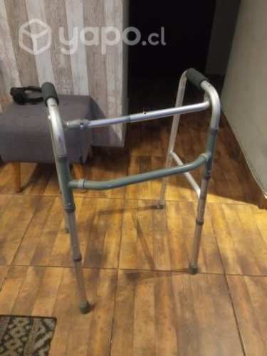 Caminador para adulto