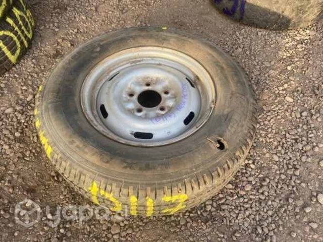 Llanta fierro con neumatico malo (D117) Ssangyong