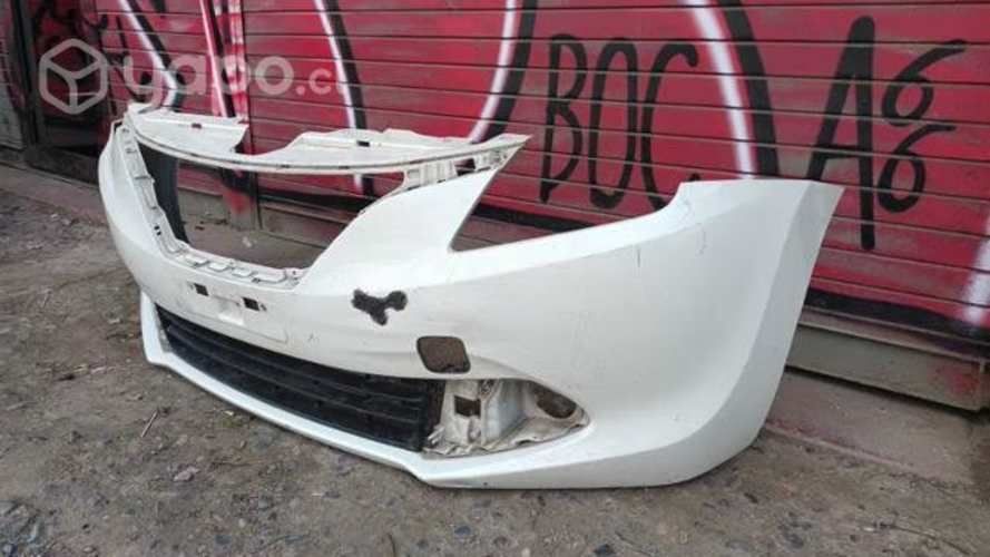 Parachoque con rejilla Suzuki Baleno 2016-2020