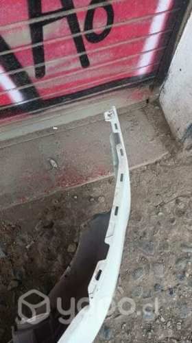 Parachoque con rejilla Suzuki Baleno 2016-2020