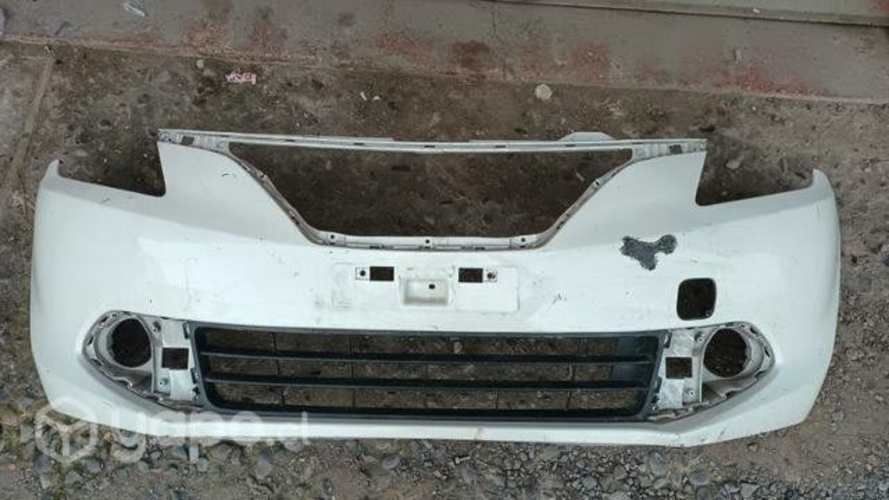 Parachoque con rejilla Suzuki Baleno 2016-2020