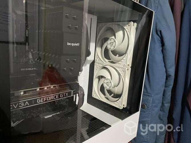 PC gamer, semi nuevo.