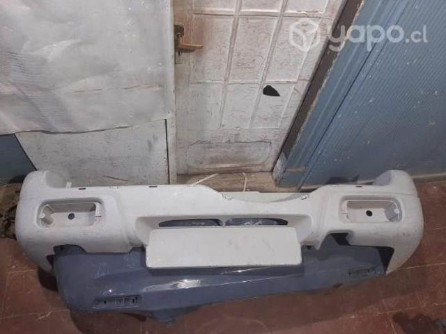 Suzuki gran vitara 98 parachoque trasero nuevo