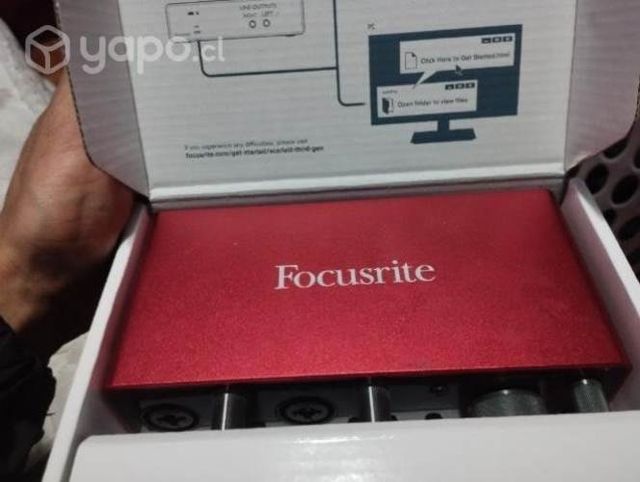 Interfaz de audio Focusrite Scarlett 2i2 3era gen