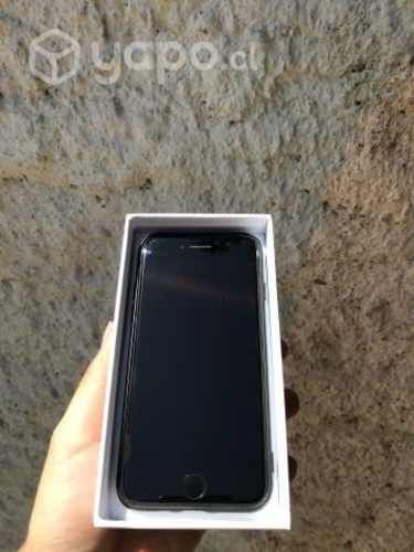 IPhone 7 Black 32 GB