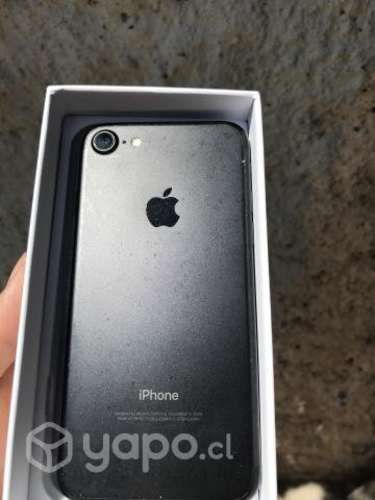 IPhone 7 Black 32 GB