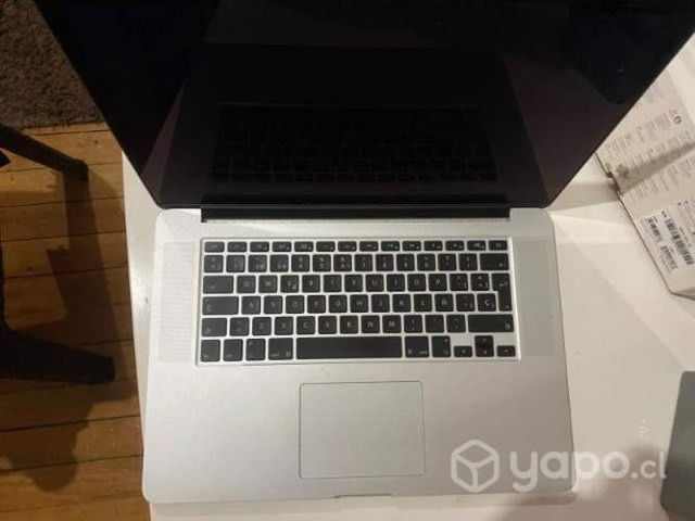 Macbook pro 2015 i7 16GB ram