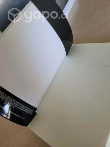 La casa con un reloj en sus paredes