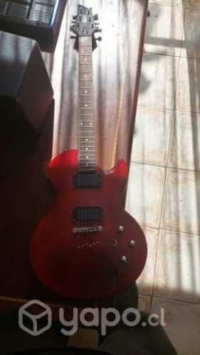 Guitarra Cort z42+amplificador VOX pathfinder 10