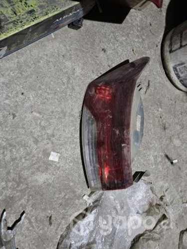 Foco maleta kia cerato koup 2010