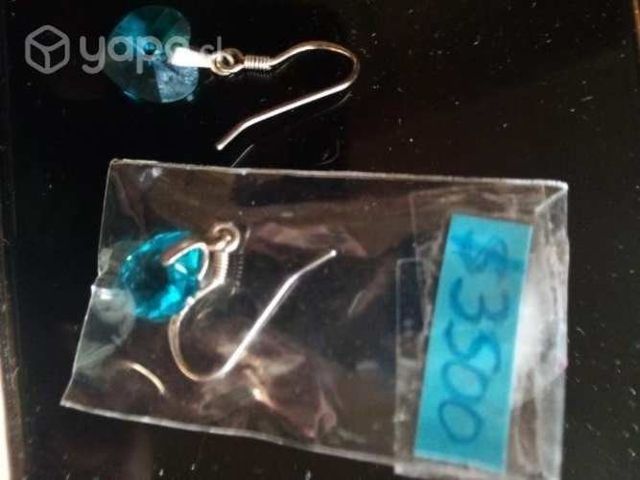 Maquillaje, joyas de plata