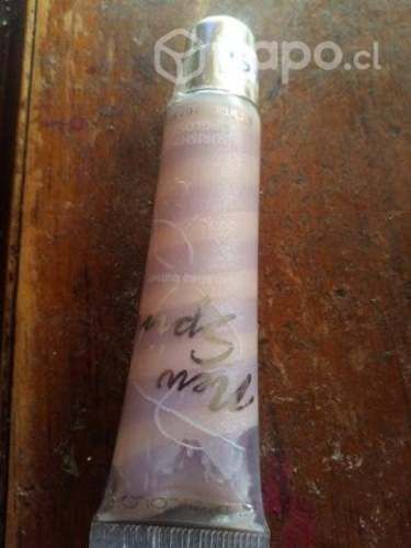 Maquillaje, joyas de plata