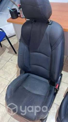 Asiento mazda 3