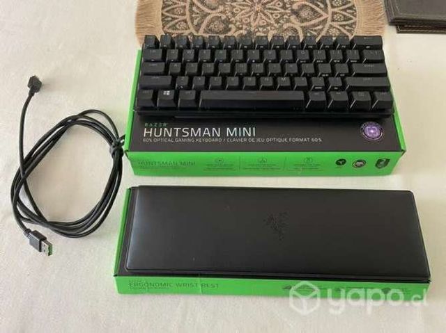 Teclado Razer Huntsman Mini + Apoya Muñecas Razer